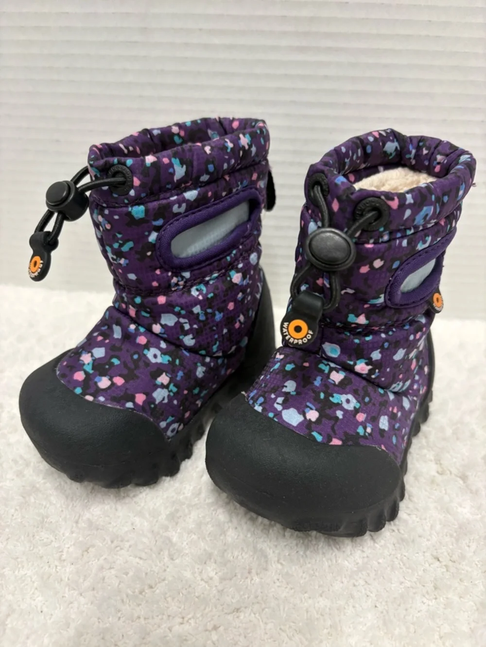 BOGS B-MOC SNOW BOOTS LITTLE TEXTURES PURPLE INFANT SIZE 4 NWT
